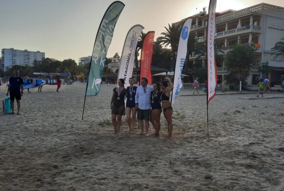 Estepark patrocina el Torneo Beach Padel que lleva el deporte a las playas de Castelló